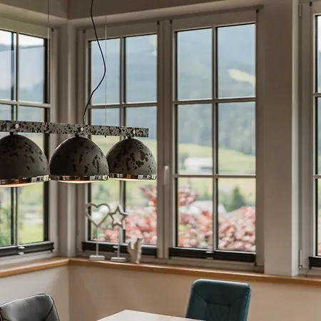 Penthouse Weiglhof Apartment Russbach am Pass Gschuett