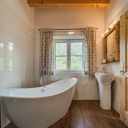 Oberweiglhof Penthouse * רוסבאך אם פס גשוט